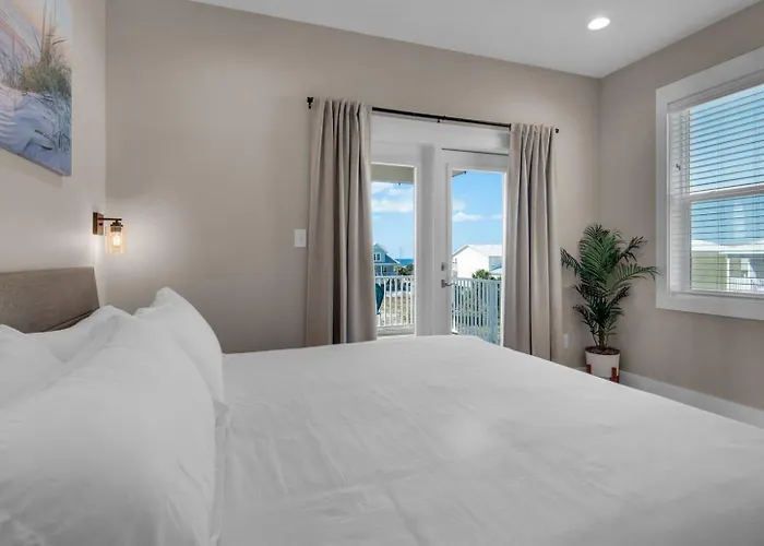 Spacious 14-guest House Pool Pickleball Gulf Shores
