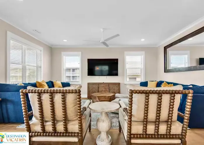Beachside Escape W Pool, Views & Pickleball Fun Gulf Shores