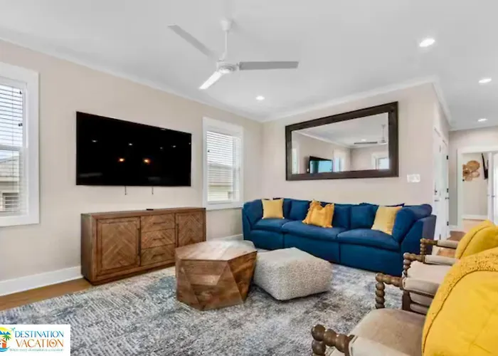 Beachside Escape W Pool, Views & Pickleball Fun Apartment Gulf Shores