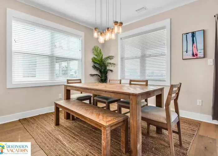 Apartment Beachside Escape W Pool, Views & Pickleball Fun Gulf Shores