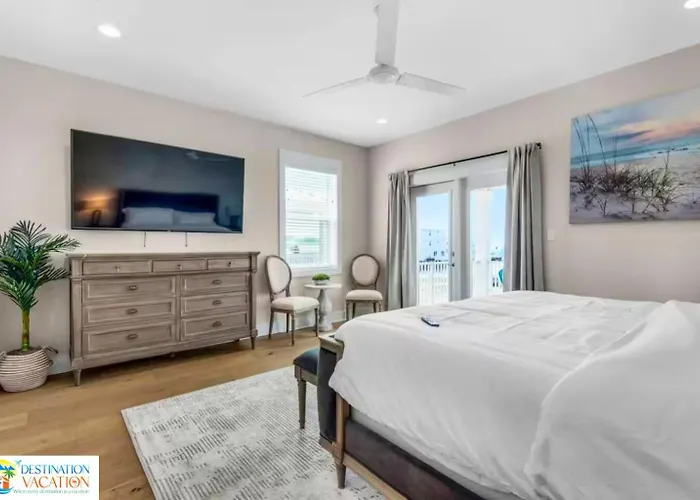 Beachside Escape W Pool, Views & Pickleball Fun Apartment Gulf Shores