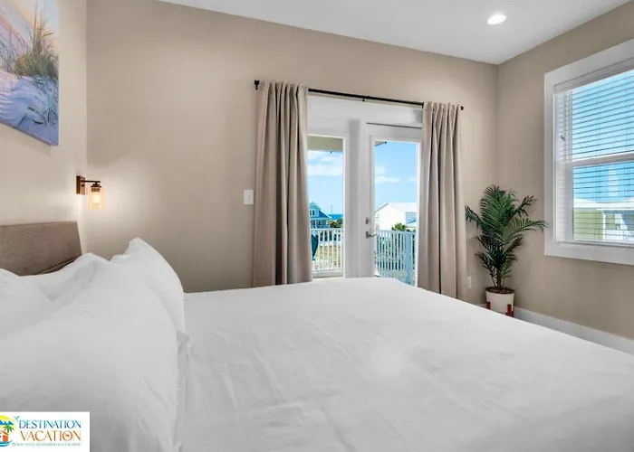 Apartment Beachside Escape W Pool, Views & Pickleball Fun Gulf Shores