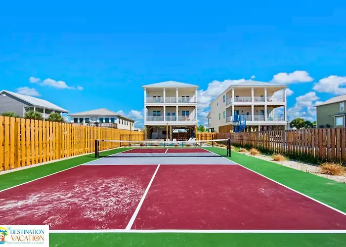 Beachside Escape W Pool, Views & Pickleball Fun *