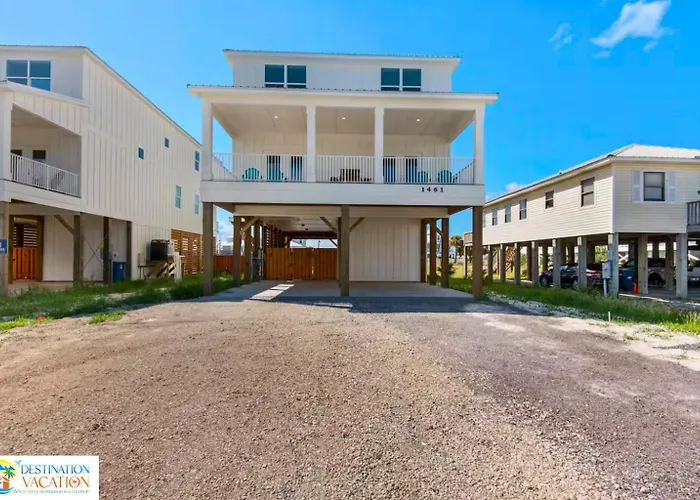 Apartment Beachside Escape W Pool, Views & Pickleball Fun
