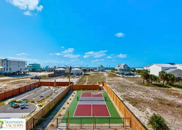 Beachside Escape W Pool, Views & Pickleball Fun *