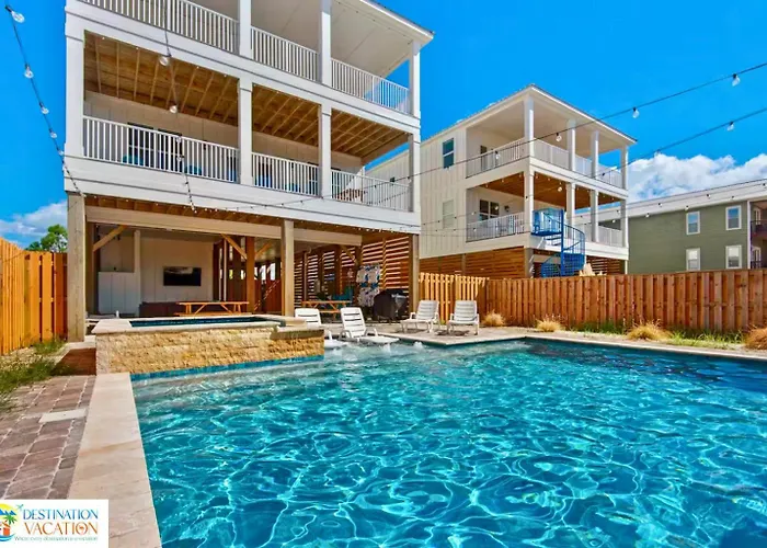 Apartment Beachside Escape W Pool, Views & Pickleball Fun *