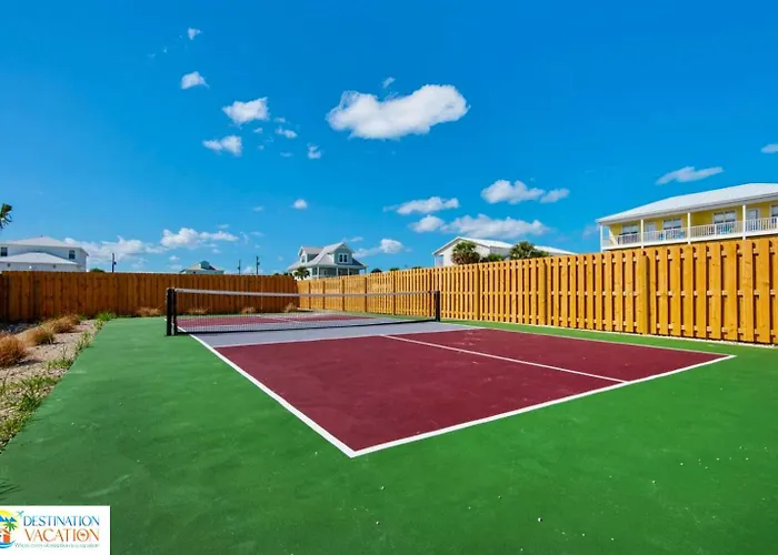 Beachside Escape W Pool, Views & Pickleball Fun Apartment Gulf Shores