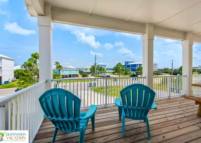 Beachside Escape W Pool, Views & Pickleball Fun Apartment Gulf Shores