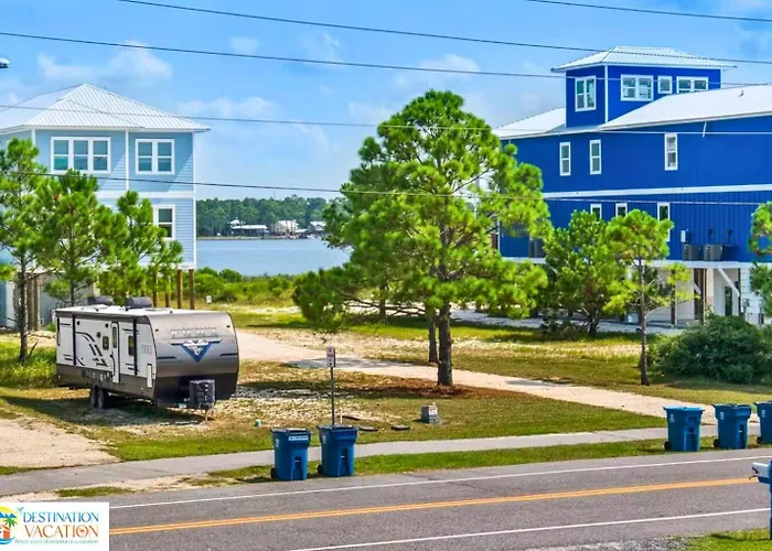 Beachside Escape W Pool, Views & Pickleball Fun Gulf Shores